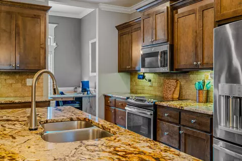 Kitchen - 340 Zoe Ln, Alexander, AR 72002 photo 1 of 1