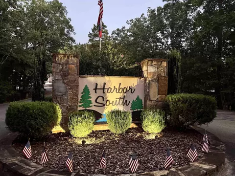 11 Southridge Dr, Mount Ida, AR 71957