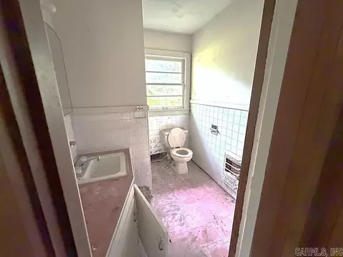 Bath - 400 E Nichols St, England, AR 72046 photo 3 of 3