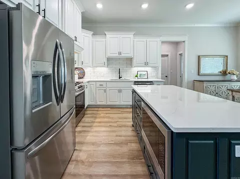 Kitchen - 166 Roman Heights Ave, Alexander, AR 72002 photo 8 of 10