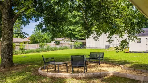 Exterior - 10 Ruth Dr, Conway, AR 72032 photo 7 of 15