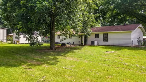 Exterior - 10 Ruth Dr, Conway, AR 72032 photo 4 of 15