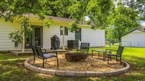 Exterior - 10 Ruth Dr, Conway, AR 72032 photo 6 of 15