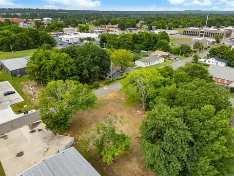 1011 Willow St, Conway, AR 72032 photo 9