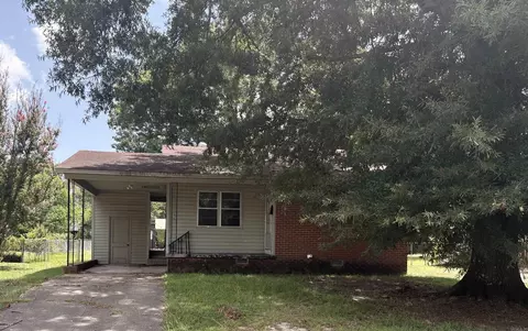 Exterior - 17 N Haley St, Pine Bluff, AR 71602 photo 3 of 7
