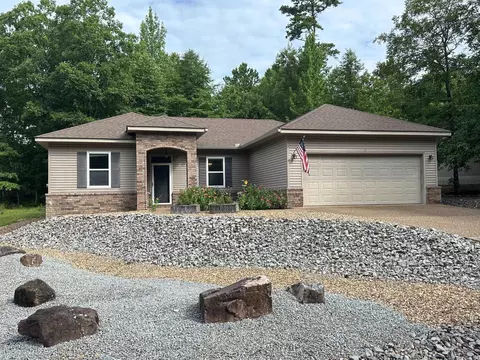 14 Andorra Ln, Hot Springs Village, AR 71909