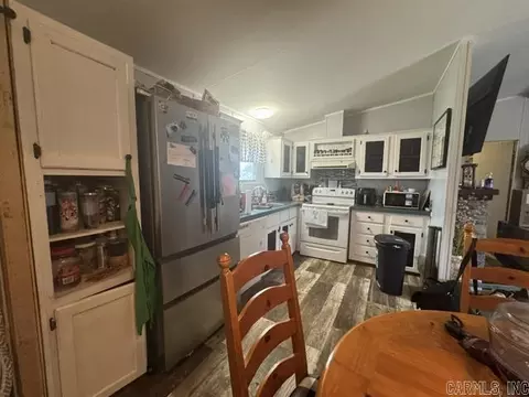 122 W 2nd St, Reyno, AR 72462 photo 6