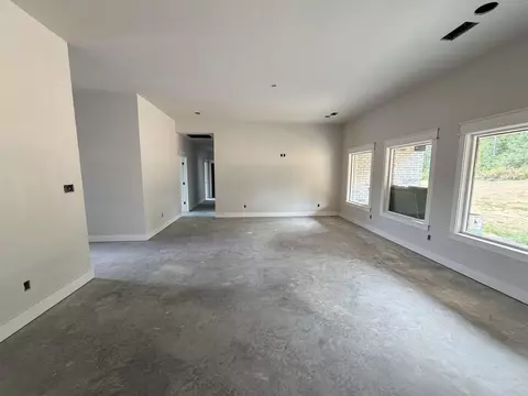 Living - 1136 Duke Dr, Bauxite, AR 72011 photo 3 of 4