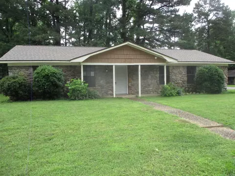 10813 Valiant Dr, Little Rock, AR 72209