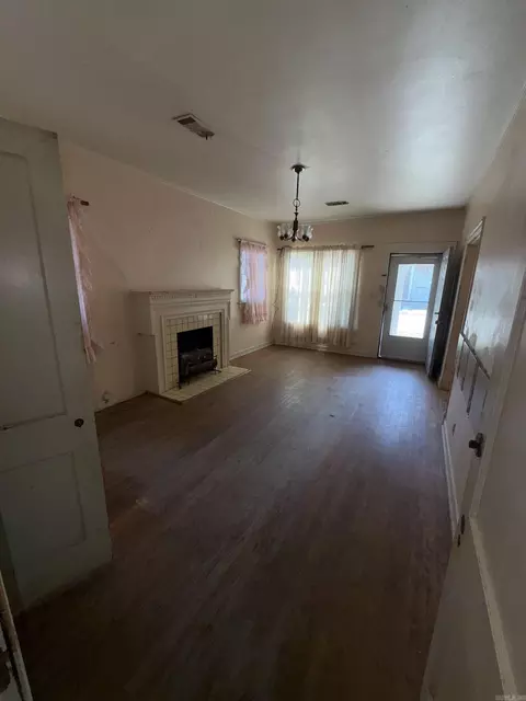 Living - 1928 S Olive St, Pine Bluff, AR 71601 photo 1 of 1