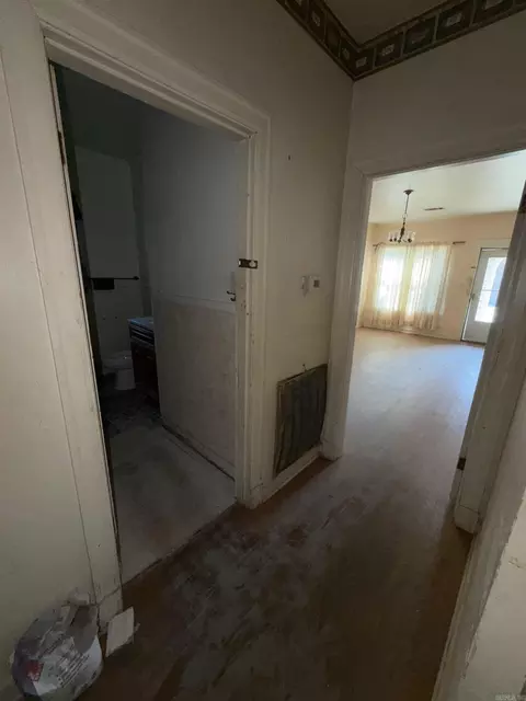 Entry Way - 1928 S Olive St, Pine Bluff, AR 71601 photo 1 of 2