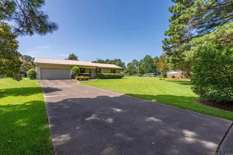 Exterior - 323 Apollo St, Malvern, AR 72104 photo 10 of 11