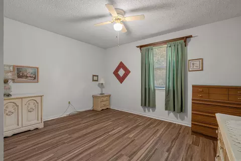 Bedroom - 323 Apollo St, Malvern, AR 72104 photo 2 of 6