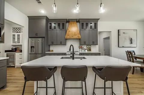 Kitchen - 27 Denali Dr, Cabot, AR 72023 photo 1 of 5