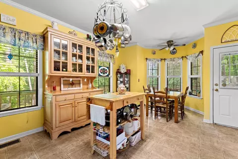 Kitchen - 420 Shadow Ln, Clinton, AR 72031 photo 2 of 2