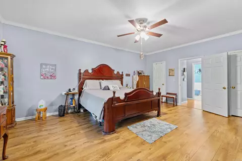 Bedroom - 420 Shadow Ln, Clinton, AR 72031 photo 2 of 7