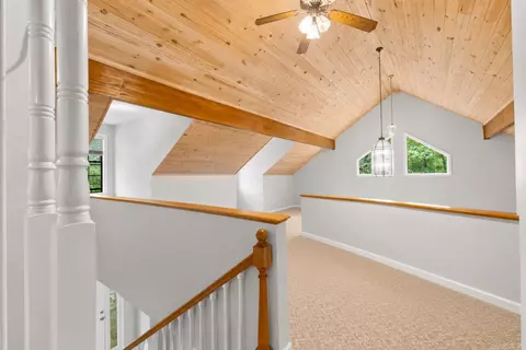 Entry Way - 420 Shadow Ln, Clinton, AR 72031 photo 6 of 6