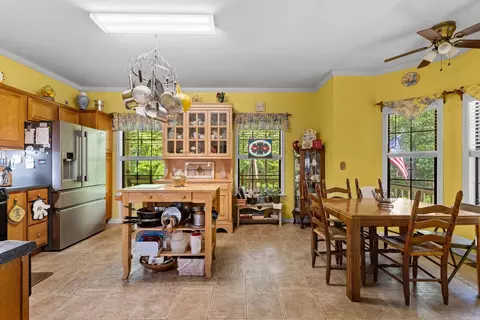 Kitchen - 420 Shadow Ln, Clinton, AR 72031 photo 1 of 2