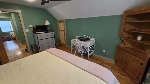 Bedroom - 189 Watersedge Ln, Edgemont, AR 72044 photo 4 of 5