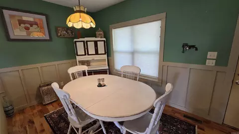 Dining - 189 Watersedge Ln, Edgemont, AR 72044 photo 1 of 2