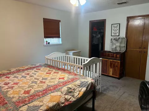 Bedroom - 505 Blake Dr, Mena, AR 71953 photo 2 of 3