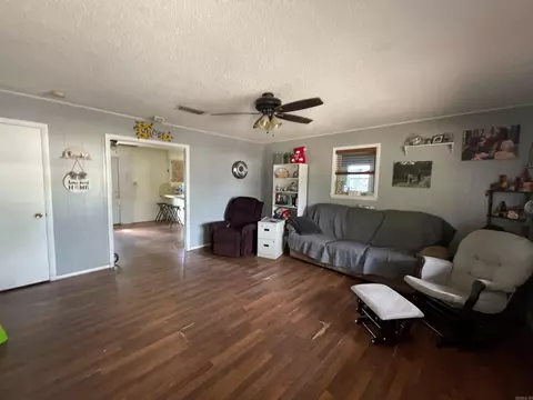 Living - 505 Blake Dr, Mena, AR 71953 photo 1 of 3