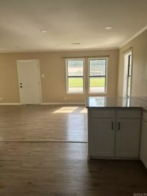 Living - 332 E Busbee St, Camden, AR 71701 photo 1 of 1