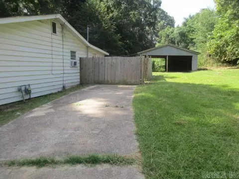 342 E Willis St, Monticello, AR 71655 photo 4
