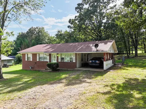574 Old Highway 64, Hartman, AR 72840