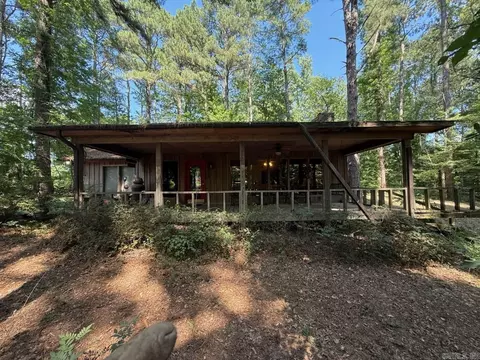 Exterior - 5107 Middle Warren Rd, Pine Bluff, AR 71603 photo 2 of 14