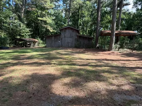 Exterior - 5107 Middle Warren Rd, Pine Bluff, AR 71603 photo 12 of 14