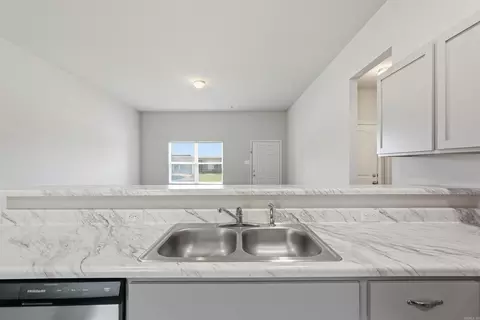 Kitchen - 1210 Mae Ln, Conway, AR 72032 photo 4 of 5