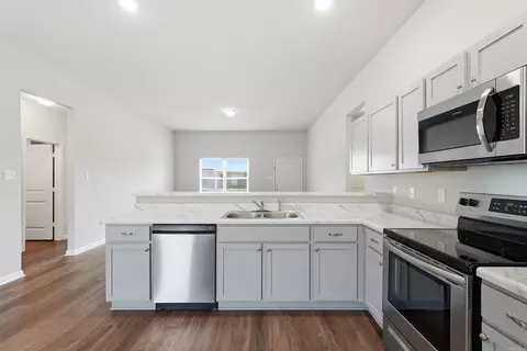 Kitchen - 1210 Mae Ln, Conway, AR 72032 photo 1 of 5