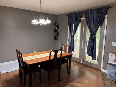 Dining - 404 Cook Rd, Mountain View, AR 72560 photo 2 of 2