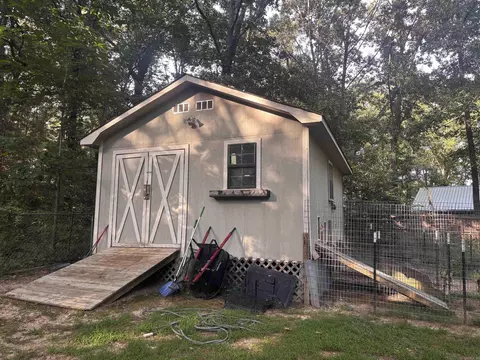 Exterior - 404 Cook Rd, Mountain View, AR 72560 photo 3 of 3