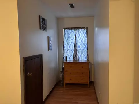 Entry Way - 404 Cook Rd, Mountain View, AR 72560 photo 3 of 4