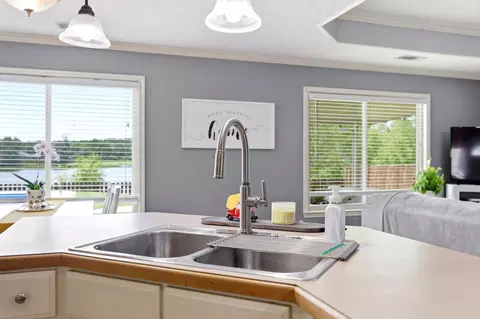 Kitchen - 26 Lakeside Dr, Ward, AR 72176 photo 5 of 6