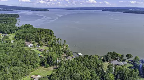 10101 Lakeshore Loop, Dardanelle, AR 72834
