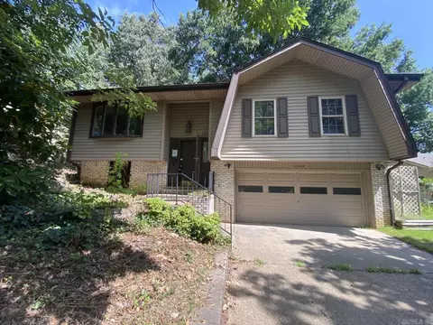 1702 Wembleton Dr, Jonesboro, AR 72401