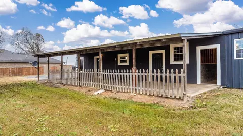 Exterior - 6 Crooked Creek Rd, Conway, AR 72032 photo 3 of 4