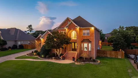 204 Weston Ct, Little Rock, AR 72211