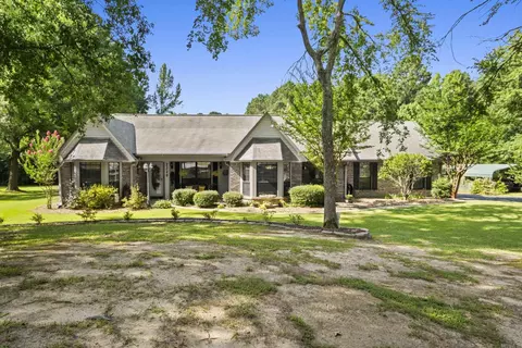 2220 Meadow Pond Trl, White Hall, AR 71602