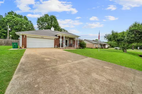 Exterior - 1806 Pinewood, Beebe, AR 72012 photo 3 of 10