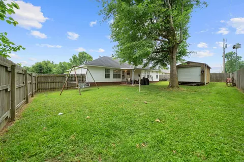 Exterior - 1806 Pinewood, Beebe, AR 72012 photo 8 of 10