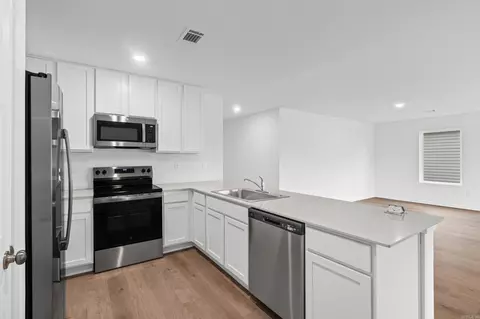 Kitchen - 205 Flat Wood Ave, Benton, AR 72015 photo 4 of 4