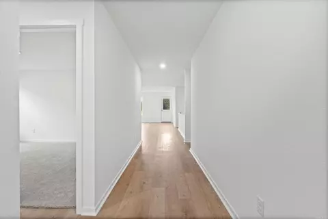 Entry Way - 205 Flat Wood Ave, Benton, AR 72015 photo 2 of 3