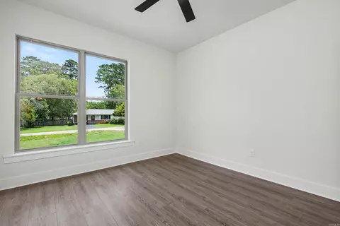Bedroom - 3509 Hwy 229, Haskell, AR 72015 photo 5 of 12