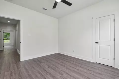 Bedroom - 3509 Hwy 229, Haskell, AR 72015 photo 6 of 12