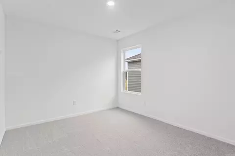 Bedroom - 141 Flat Wood Ave, Benton, AR 72015 photo 6 of 7