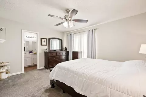Bedroom - 1403 Overview Cv, Benton, AR 72015 photo 2 of 4